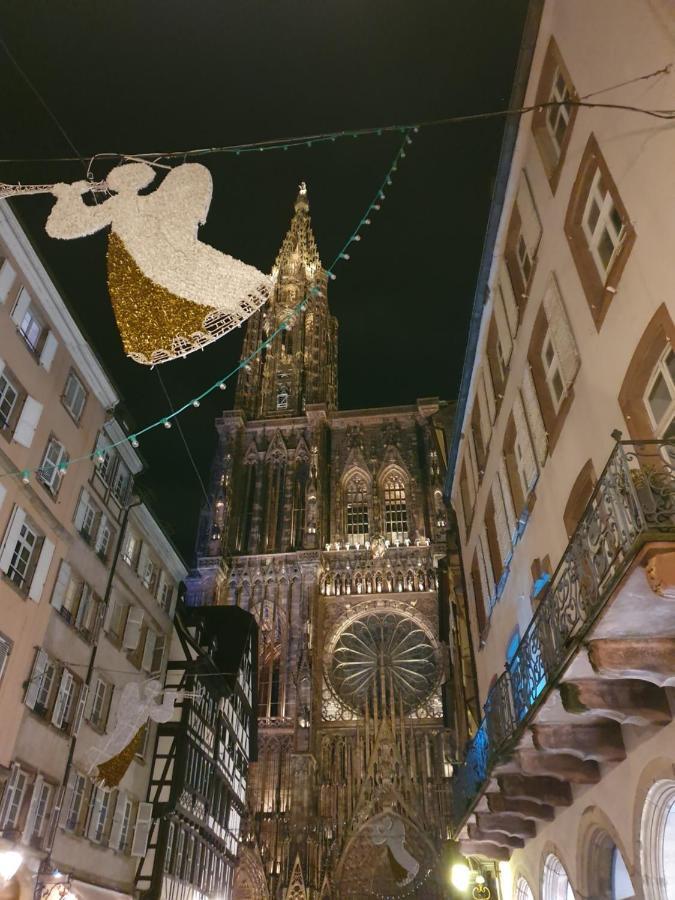 Appartement Face à la cathédrale à Strasbourg Extérieur photo
